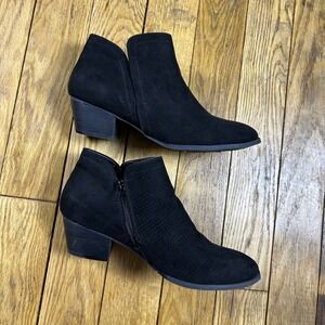 Jones‎ New York Black Perforated Faux Suede Ankle Boots Block Heel Size 10M